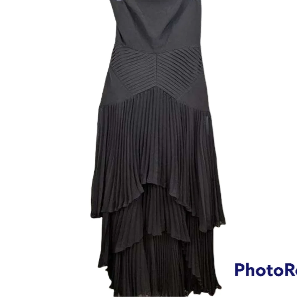NWT Laundry by Shelli Segal Layered Chiffon Evening Cocktail Dress sz 8